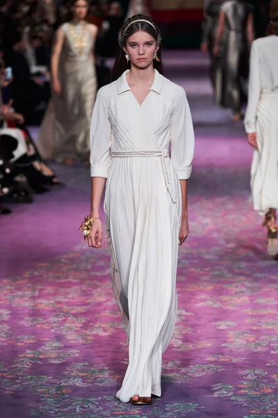 Look 20